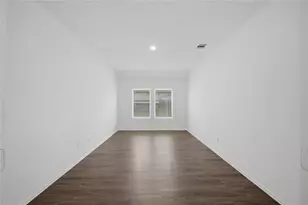 14226 Overbrook Willow Wy, Rosharon, TX 77583 - Photo 17