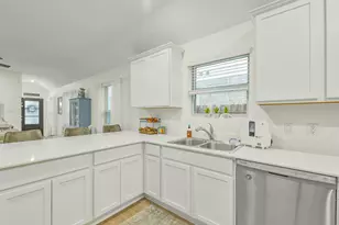 19384 Villa Mesa Dr, New Caney, TX 77357 - Photo 13