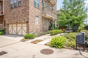 1611 W 23rd St, Houston, TX 77008 - Photo 27