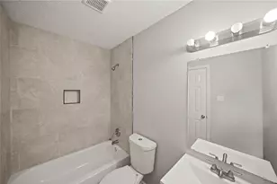 5822 Glenhurst Dr, Houston, TX 77033 - Photo 19