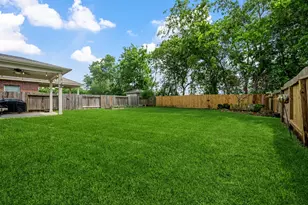 8522 E Highlands Crossing, Highlands, TX 77562 - Photo 29