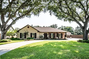 2613 Luella Ave, Deer Park, TX 77536 - Photo 1