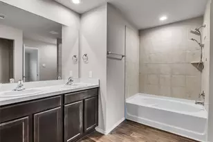 2402 Ormes Forest Ln, Spring, TX 77373 - Photo 35