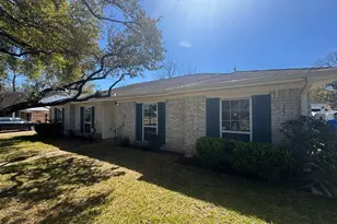 8807 Sandstone St, Houston, TX 77036 - Photo 3