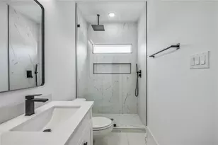 4804 Carmen St, Houston, TX 77033 - Photo 23