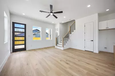 4804 Carmen Street #B, Houston, TX 77033 - Photo 5