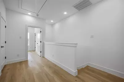 4804 Carmen Street #B, Houston, TX 77033 - Photo 13