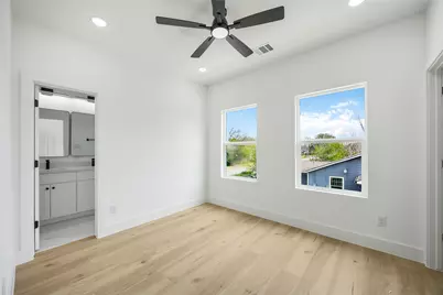 4804 Carmen Street #B, Houston, TX 77033 - Photo 19