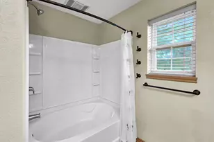5 Twin Cir Dr, Beaumont, TX 77706 - Photo 31