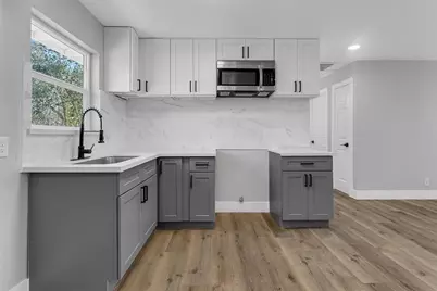 7609 St Lo Road, Houston, TX 77033 - Photo 7