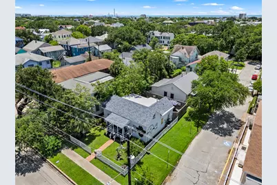 3327 Ursuline Street, Galveston, TX 77550 - Photo 45