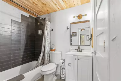 3327 Ursuline Street, Galveston, TX 77550 - Photo 25