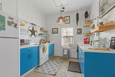 3327 Ursuline Street, Galveston, TX 77550 - Photo 13
