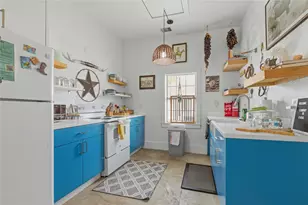 3327 Ursuline St, Galveston, TX 77550 - Photo 13