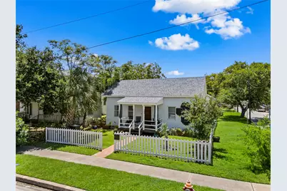 3327 Ursuline Street, Galveston, TX 77550 - Photo 35