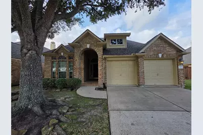5226 Cottonwood Creek Lane, League City, TX 77573 - Photo 1