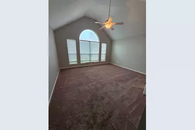 5226 Cottonwood Creek Lane, League City, TX 77573 - Photo 9