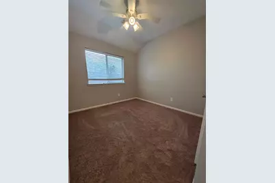 5226 Cottonwood Creek Lane, League City, TX 77573 - Photo 15