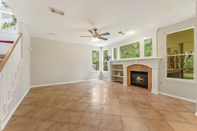 10 Seneca Place, The Woodlands, TX 77382 - Photo 7