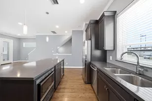 2702 Eado Grove Ln, Houston, TX 77003 - Photo 15