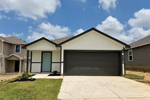 1252 Hickory Grove St, Brenham, TX 77833 - Photo 1