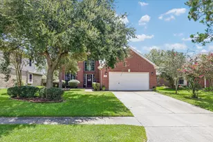 429 Blossomwood Dr, League City, TX 77573 - Photo 1