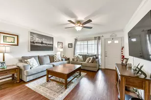 1311 Antoine Dr, Houston, TX 77055 - Photo 9