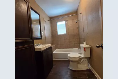1036 Caperton Street, Houston, TX 77022 - Photo 9