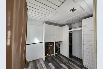 7937 Oak Knoll Lane, Houston, TX 77028 - Photo 9