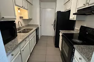 9797 Leawood Blvd, Houston, TX 77099 - Photo 5