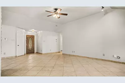 718 Fairfield Avenue, La Porte, TX 77571 - Photo 9