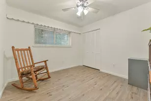 5705 Woodville Ln, Pearland, TX 77584 - Photo 19