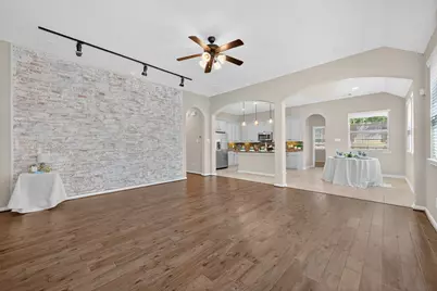 146 Kinnerly Peak Place, Montgomery, TX 77316 - Photo 13