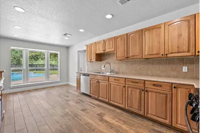 10624 N Morningview, Santa Fe, TX 77510 - Photo 11