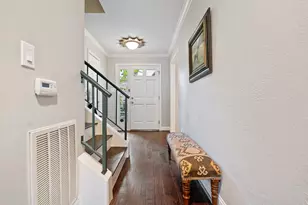 1126 Fountain View Dr, Houston, TX 77057 - Photo 3