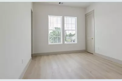 721 Doverside Street, Houston, TX 77022 - Photo 13
