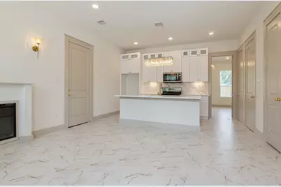 721 Doverside Street, Houston, TX 77022 - Photo 17