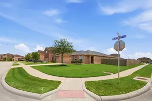 12211 Seacrest Ln, Texas City, TX 77568 - Photo 3