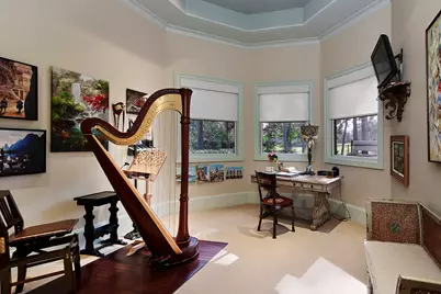 19 Hepplewhite Way, The Woodlands, TX 77382 - Photo 9