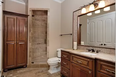 19 Hepplewhite Way, The Woodlands, TX 77382 - Photo 33