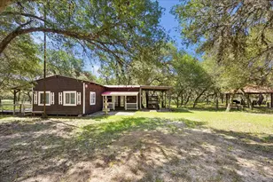 302 Bluebonnet Bend, Sheridan, TX 77475 - Photo 5