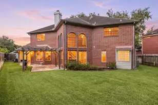 14218 Scarborough Fair St, Houston, TX 77077 - Photo 27