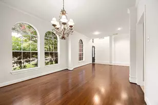 14218 Scarborough Fair St, Houston, TX 77077 - Photo 3
