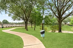 1244 Hobbs Reach Ln, Houston, TX 77008 - Photo 3