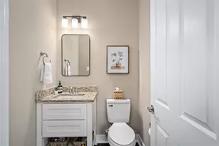 1244 Hobbs Reach Ln, Houston, TX 77008 - Photo 21