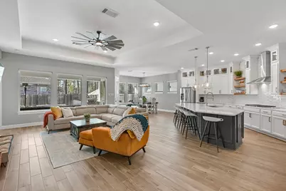 2909 Oakcrest Meadow Court, Conroe, TX 77385 - Photo 9