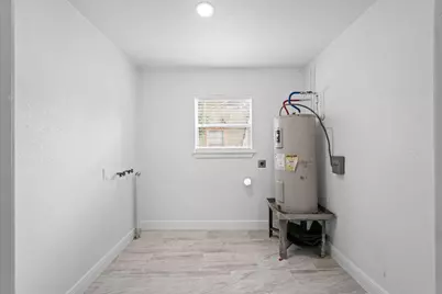 6134 Belmark Street, Houston, TX 77033 - Photo 11