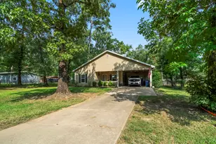 337 Windwood Dr, Livingston, TX 77351 - Photo 7