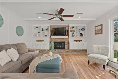 15710 Crestbrook Drive, Houston, TX 77059 - Photo 11