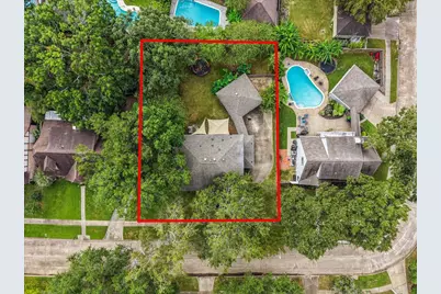 15710 Crestbrook Drive, Houston, TX 77059 - Photo 39